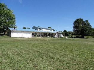 3330 Van Winkle Rd, Frazeysburg, OH 43822