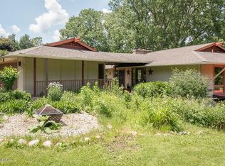 5926 Fairway Cir, Kalamazoo, MI 49009