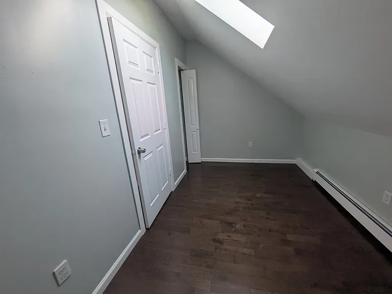 479 Putnam St #O3R — Photo 15