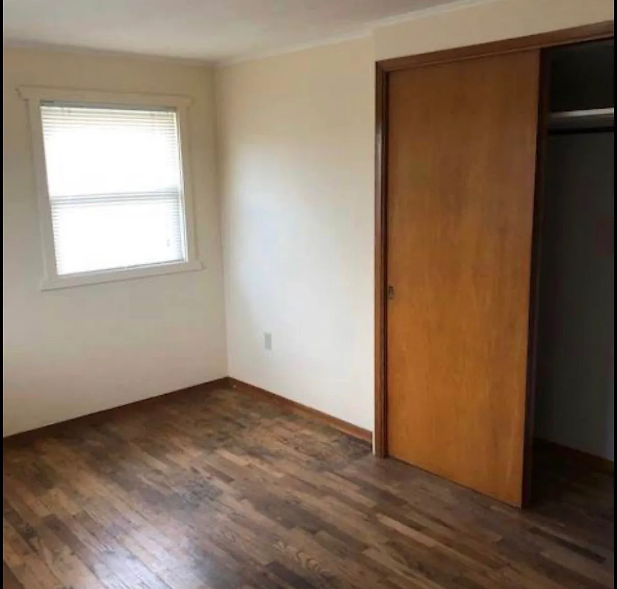 1 bed, 120 sqft, $850 — Photo 3