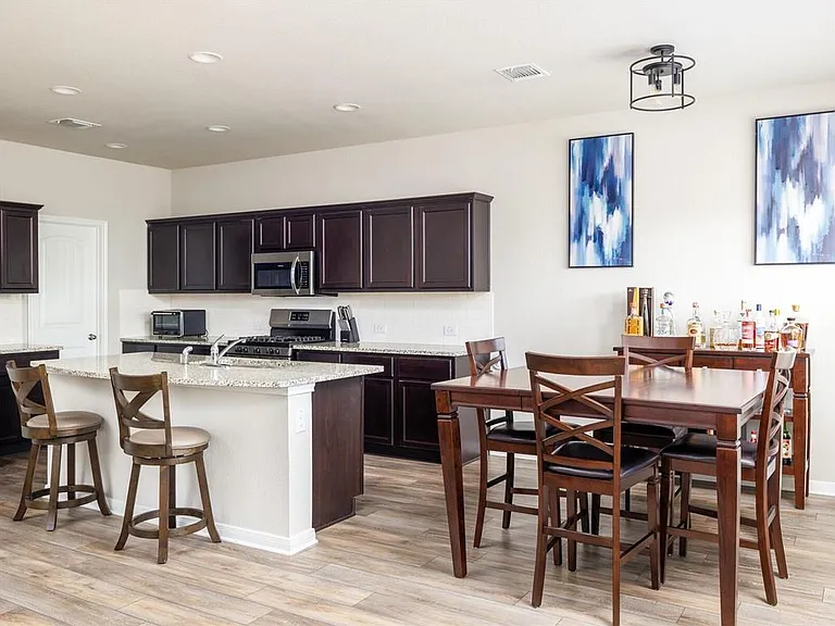 3601 Kotche St — Photo 7