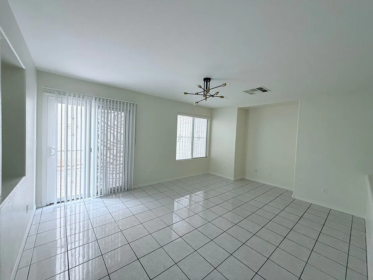 Building Photo - 7290 Linaria Rd