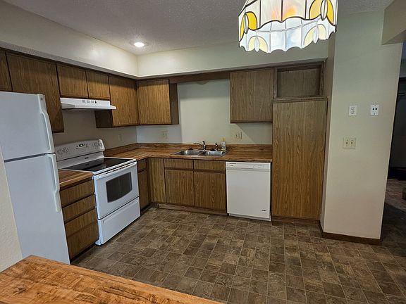 4th image of 6833 N Mokane Ave