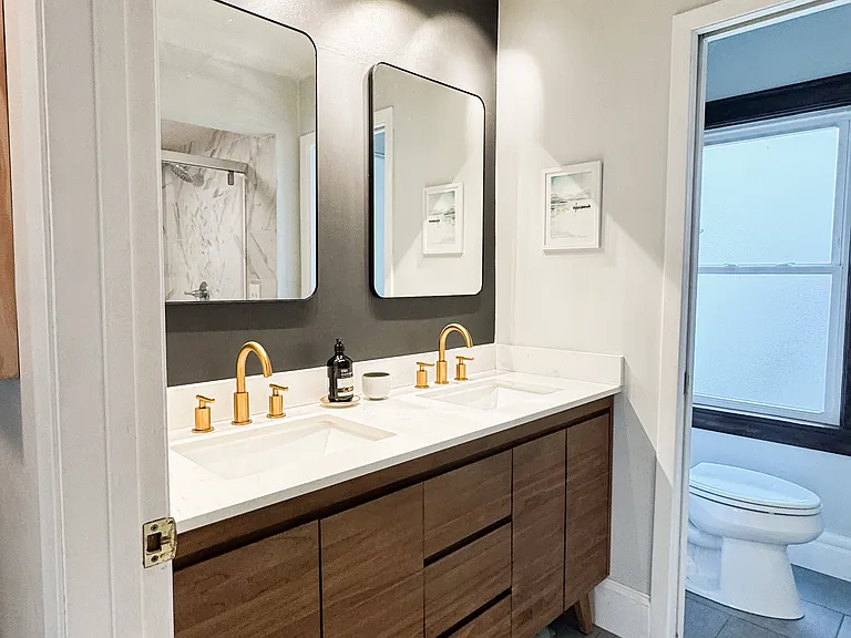 Main level bathroom