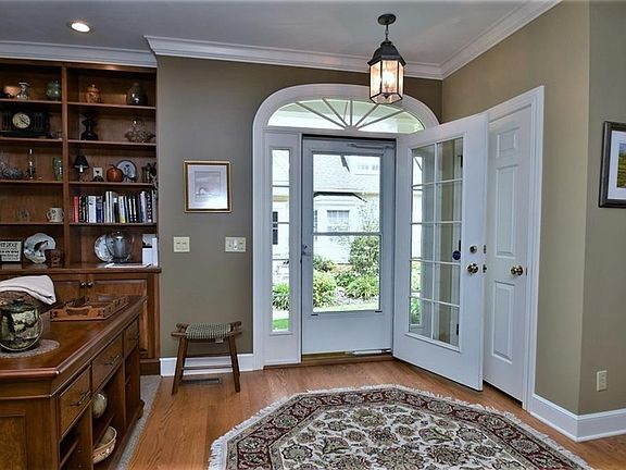2nd image of 16790 Knolls Way