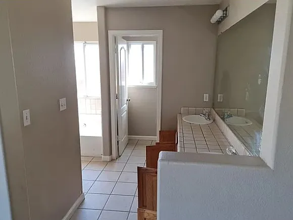 2625 Sillano Dr — Photo 6