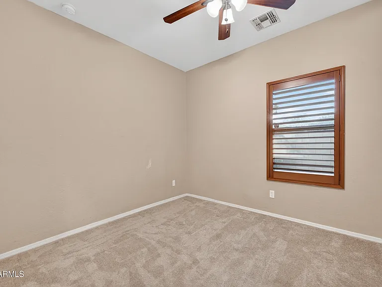 921 W Dana Dr — Photo 15
