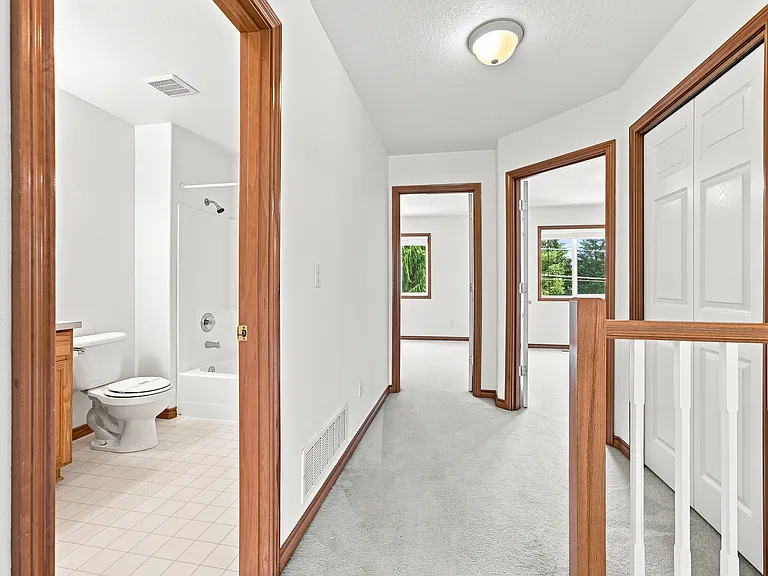 3203 NE 171st Ave — Photo 25