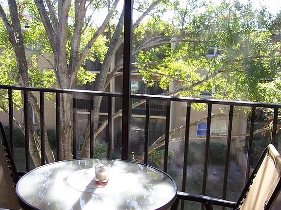 3rd image of 871 New York Ave APT 310