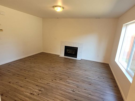 2nd image of 12005 209th Avenue Ct E