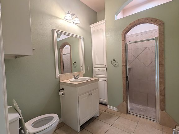 4th image of 234 Bayne Rd #2