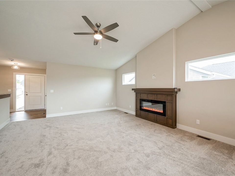 6166 Cope Dr, Marion, IA 52302 | Zillow