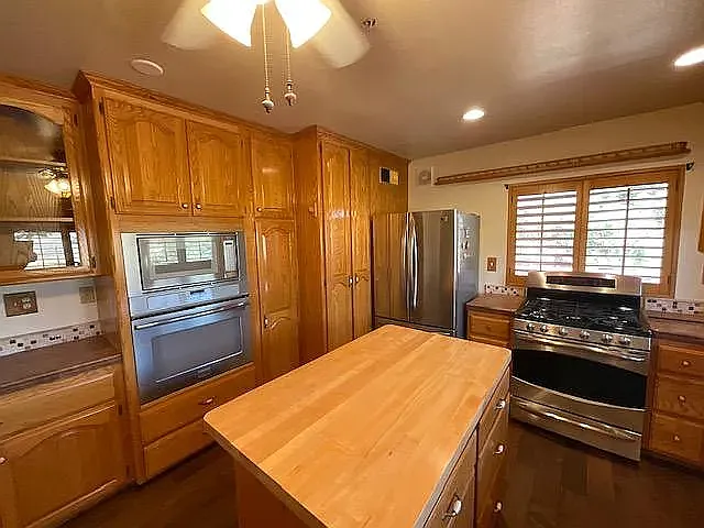 Kitchen 2