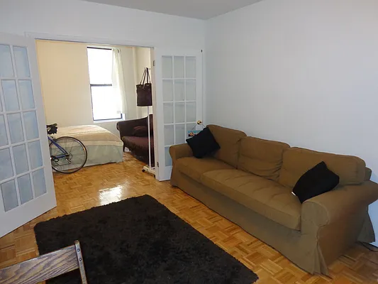 Rented by Blana LLC | media 18