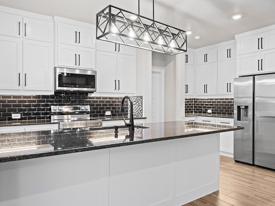 130 W 5th St UNIT B, Kennedale, TX 76060 Zillow