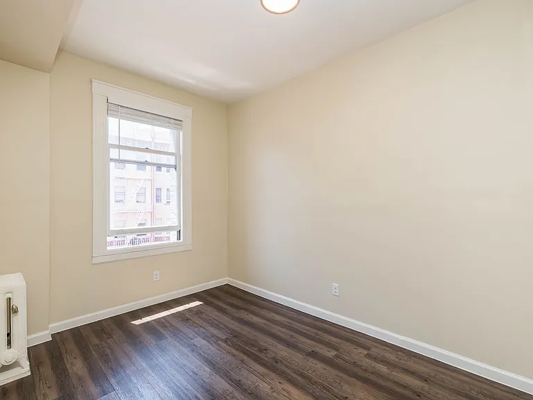 750 O'Farrell — Photo 8