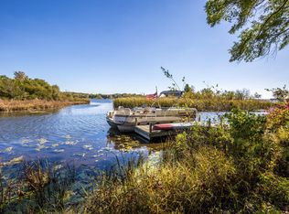 W325N3960 Woodlawn Ct, Nashotah, WI 53058