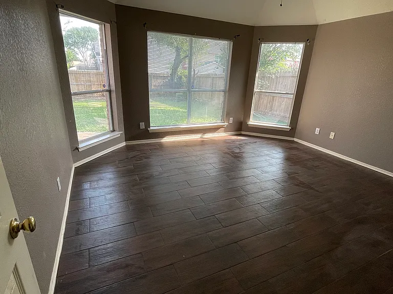 15507 W Little York Rd — Photo 8