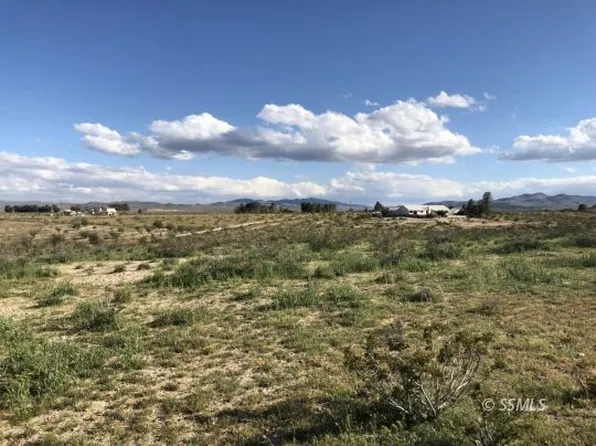 Los Flores Calvert, Ridgecrest, CA 93555