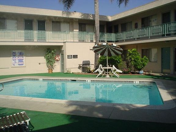 2nd image of 12211 Manor Dr APT 10