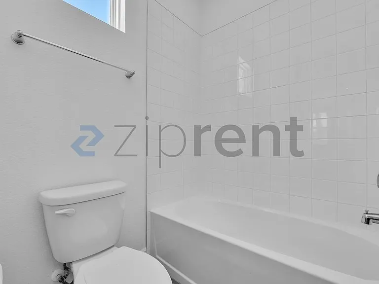 10382 Marconi Ave — Photo 20