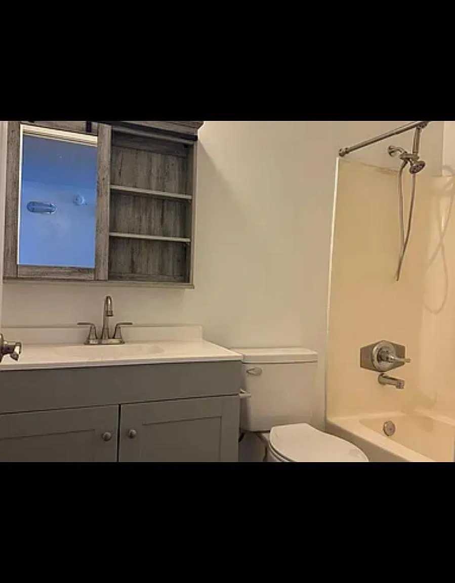 3 bed, 1200 sqft, $1,500 — Photo 3