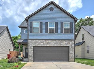 717 Suffolk Rd, Johnson City, TN 37615