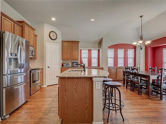 3rd image of 2608 Still Springs Dr