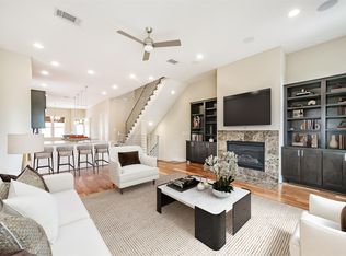 5425A Hidalgo St, Houston, TX 77056