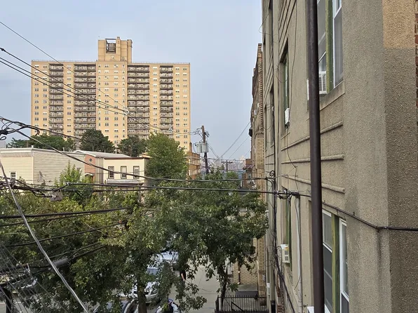 35 66th Street image 2 of 14