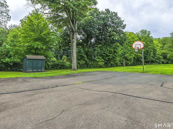 5th image of 1081 New Haven Road #12D