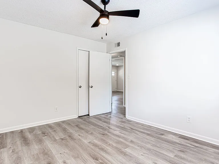 The Oasis on Cascade — Photo 20