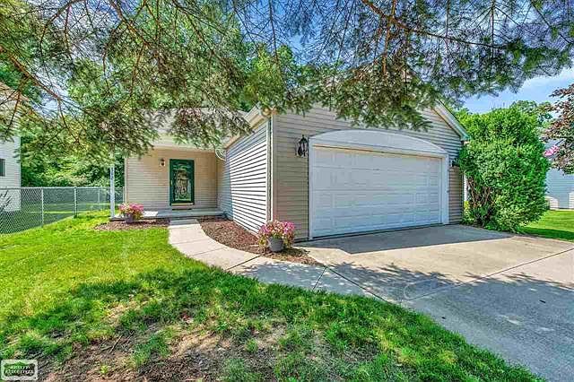 1st image of 9392 Lakepointe Blvd