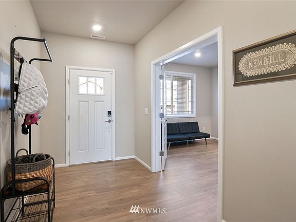 Bright entryway with lots of room to welcome your guests.