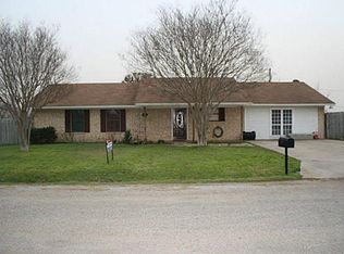 310 Spring Creek Est, Valley View, TX 76272