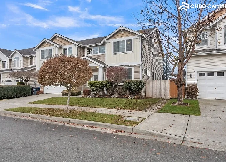 Puyallup South Hill Furnished Home