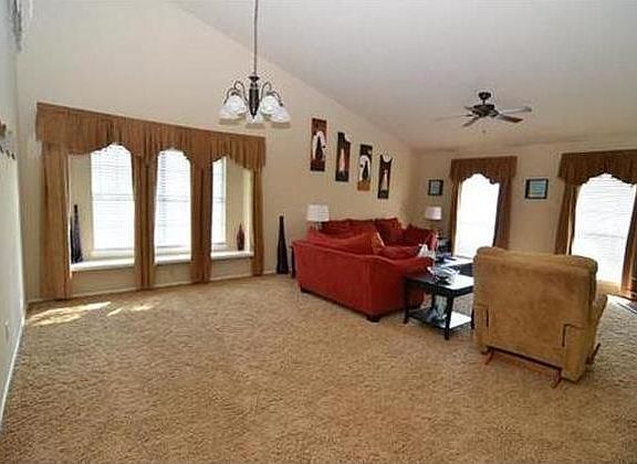 5th image of 2625 Kimberly Dr