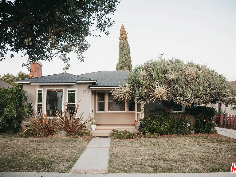 3016 Oakhurst Ave — Photo 1