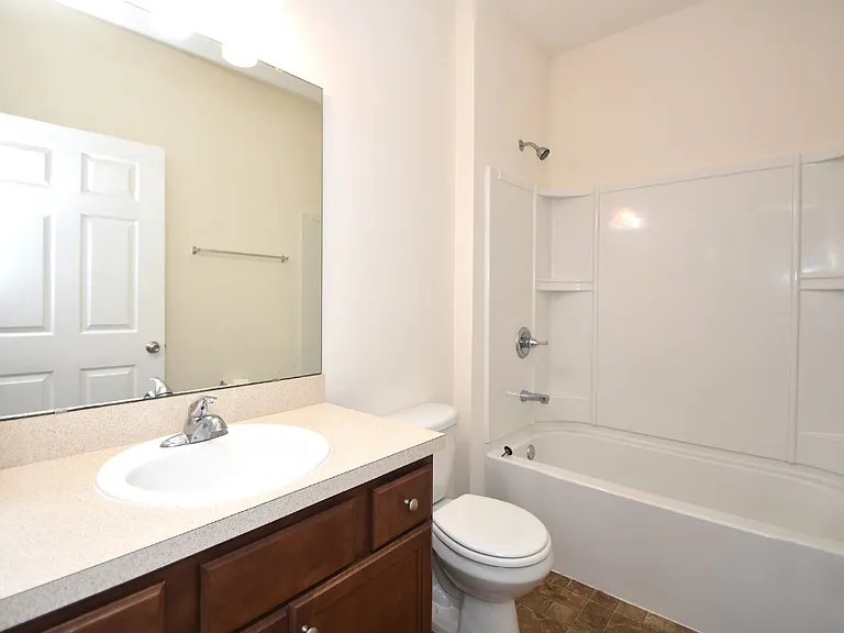 2211 Golden Lake Loop St — Photo 15