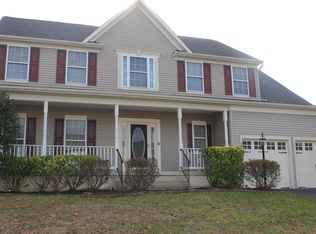 29 Basalt Dr, Fredericksburg, VA 22406