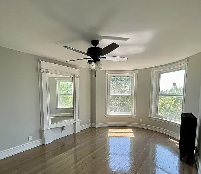 4615 S Prairie Ave #4 — Photo 5