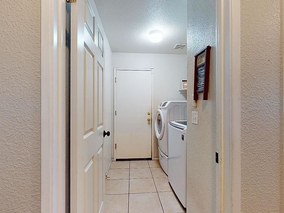 4th image of 2205 William Moss Blvd