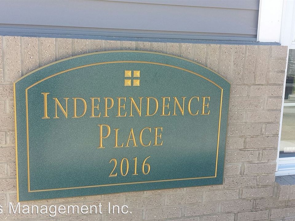 2nd image of 1392 Jefferson Rd APT 201