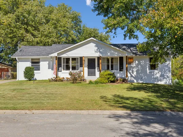 4733 Phoenix Dr, Hermitage, TN 37076