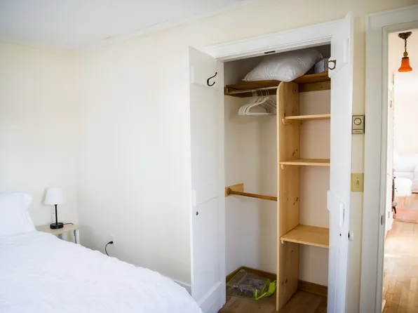 325 Wiggins St, Greenport, NY