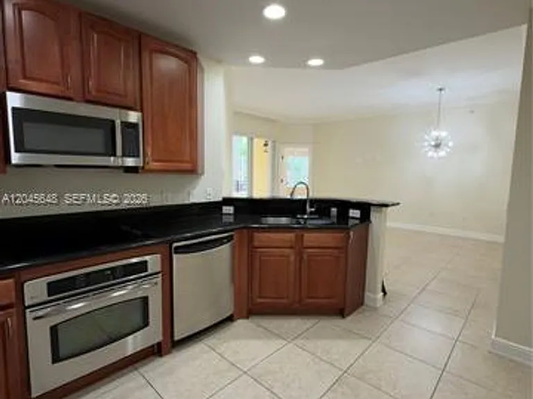 16100 Emerald Estates Dr #CU-281 — Photo 10