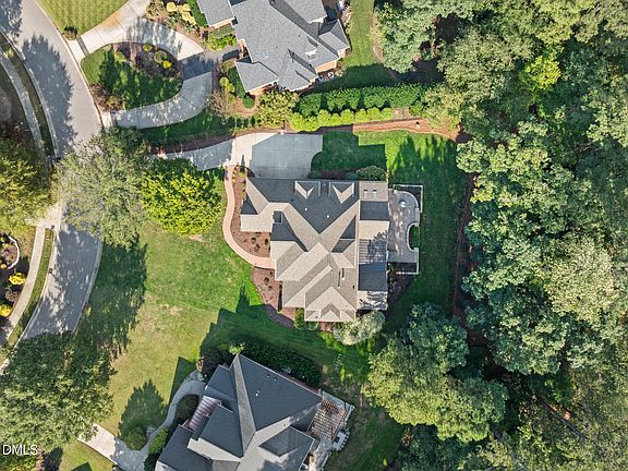 2nd image of 211 Devonhall Ln