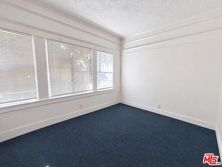 1188 W 37th Dr — Photo 7