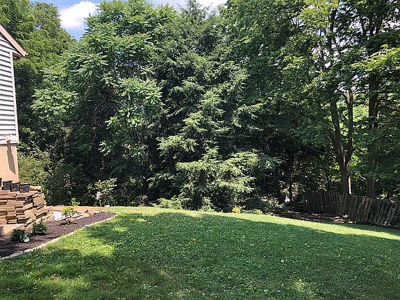 4th image of 111 Westmore Way