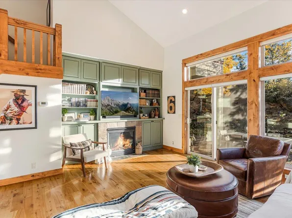 19563 Painted Ridge Loop, Bend, OR 97702